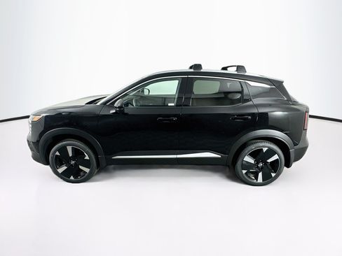 Used 2026 Nissan Kicks SR w/ Cold Weather Package FWD image 4