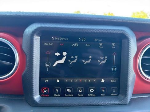 Used 2020 Jeep Wrangler Unlimited Rubicon AWD/4WD image 21