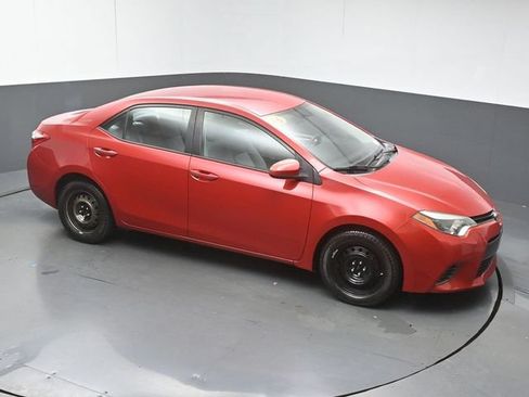 Used 2016 Toyota Corolla LE FWD image 39