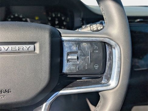 Used 2024 Land Rover Discovery Sport Dynamic SE image 21