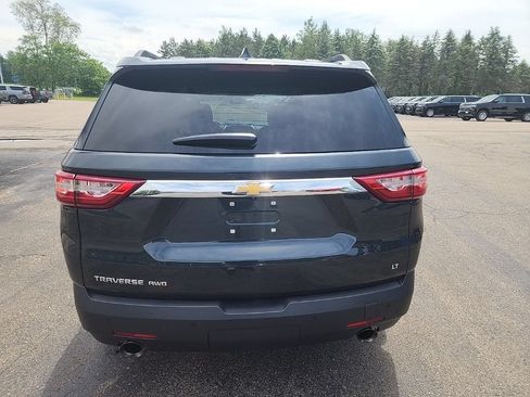 Used 2021 Chevrolet Traverse LT AWD/4WD image 4