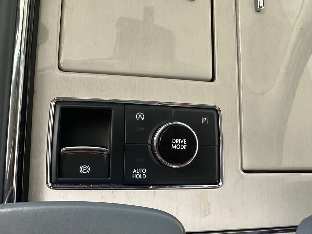 Used 2023 Lincoln Navigator Black Label AWD/4WD image 39