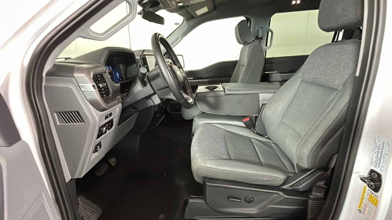 Used 2025 Ford F150 XLT w/ Equipment Group 301A Standard AWD/4WD image 13
