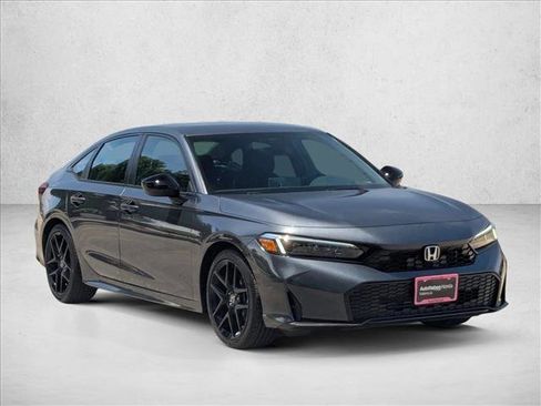 Used 2026 Honda Civic Sport image 3