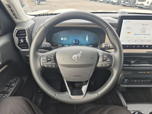 Used 2025 Ford Bronco Sport Big Bend w/ Convenience Package image 29