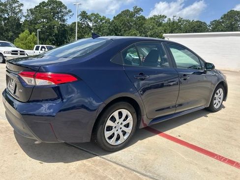 Used 2024 Toyota Corolla LE FWD image 6