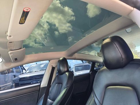 Used 2021 Tesla Model 3 Long Range AWD/4WD image 21