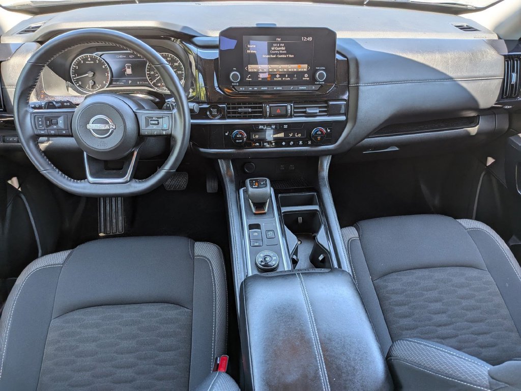 Used 2025 Nissan Pathfinder SV AWD/4WD image 20