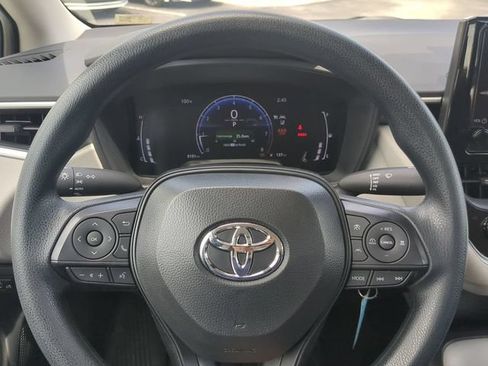 Used 2026 Toyota Corolla LE FWD image 29