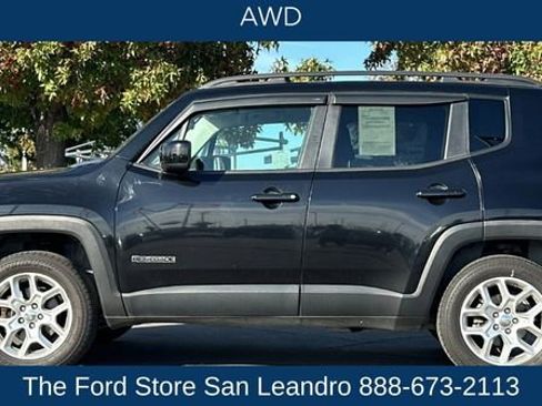 Used 2016 Jeep Renegade Latitude w/ Cold Weather Group image 3