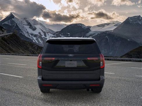 New 2025 Ford Expedition Platinum w/ Stealth Performance Package image 5