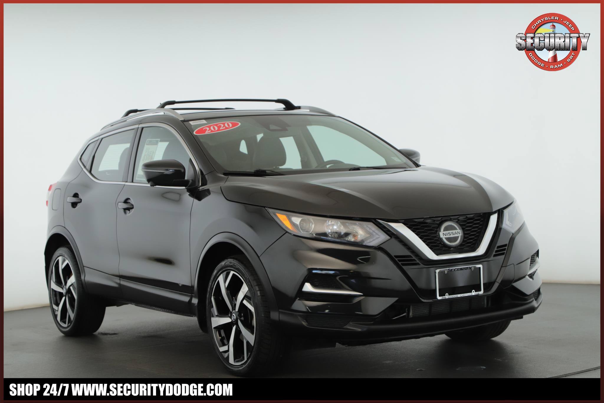 Used 2020 Nissan Rogue Sport SL AWD/4WD image 1
