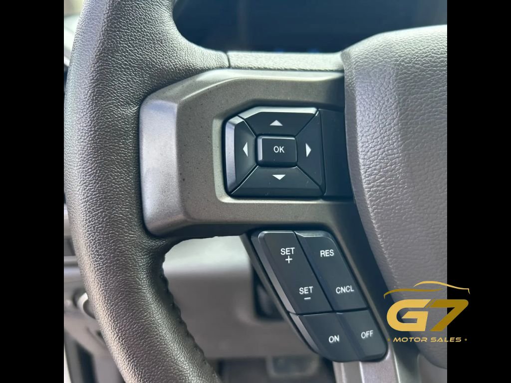 Used 2019 Ford Expedition XLT w/ Equipment Group 202A AWD/4WD image 20