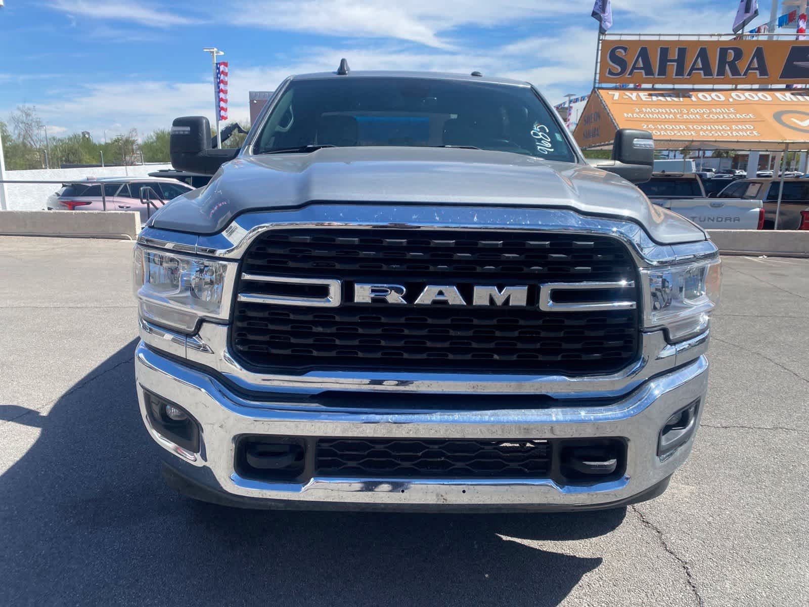 Used 2024 RAM 2500 Big Horn AWD/4WD image 2