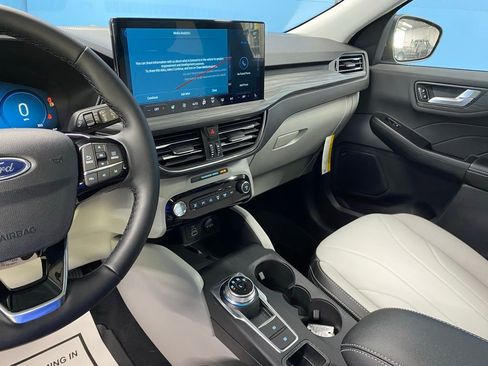 New 2026 Ford Escape Platinum w/ Premium Technology Package image 22