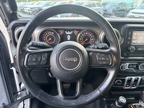 Used 2019 Jeep Wrangler Sport AWD/4WD image 27