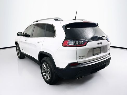 Used 2020 Jeep Cherokee Latitude Plus w/ Comfort/Convenience Group AWD/4WD image 5