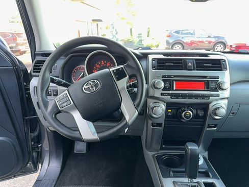 Used 2013 Toyota 4Runner SR5 w/ Convenience Pkg AWD/4WD image 7