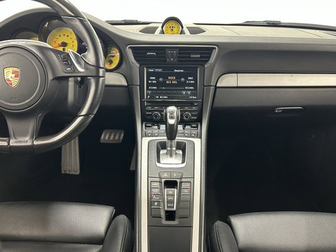 Used 2014 Porsche 911 Turbo S image 11