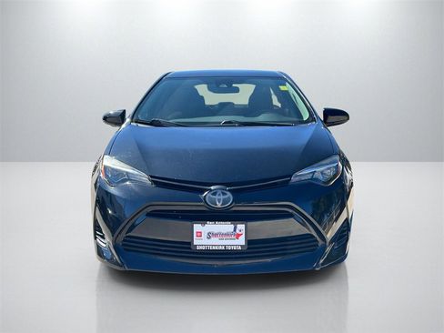 Used 2019 Toyota Corolla L image 2