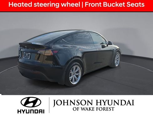 Used 2024 Tesla Model Y Long Range image 15