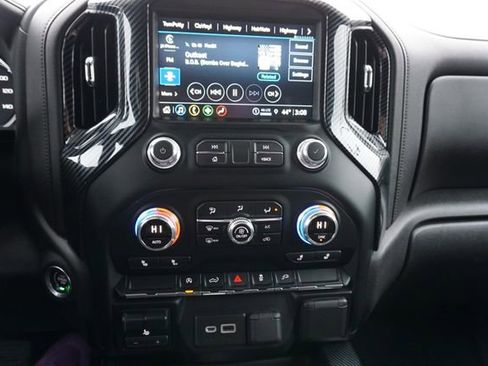 Used 2022 GMC Sierra 1500 Elevation w/ Preferred Package image 13