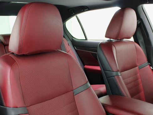 Used 2018 Lexus GS 350 F Sport RWD image 47