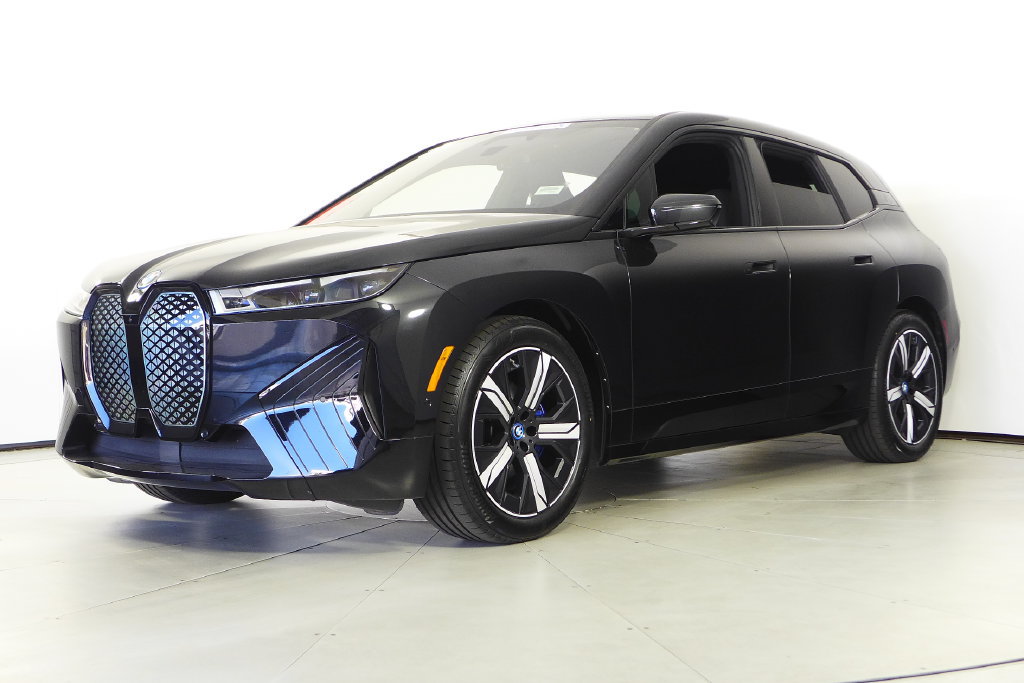 Used 2023 BMW iX M60 w/ Executive Package AWD/4WD image 2