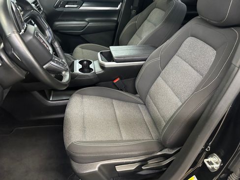 Used 2025 GMC Terrain Elevation FWD image 5