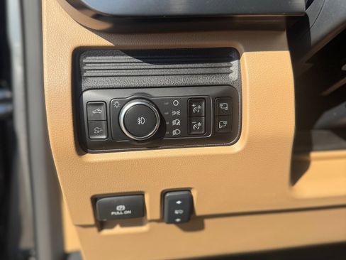New 2026 Ford F350 Lariat w/ FX4 Off-Road Package image 34