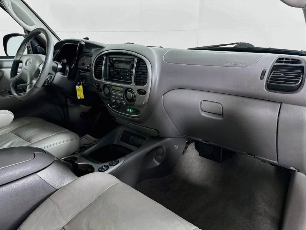 Used 2001 Toyota Sequoia Limited RWD image 35
