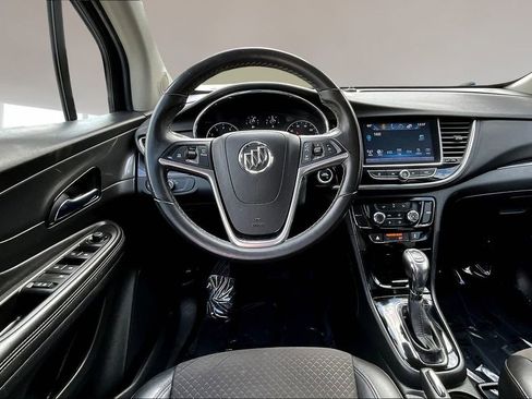 Used 2018 Buick Encore Preferred image 8
