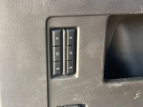 Used 2020 Ford Expedition XLT w/ Equipment Group 202A RWD image 17