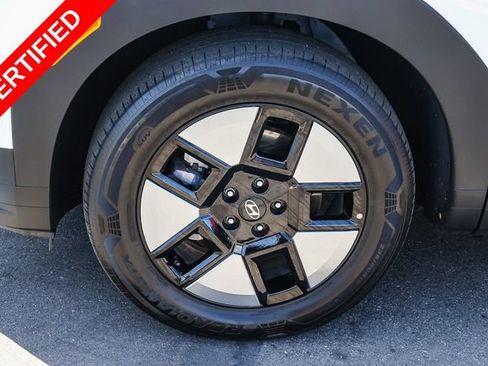 Certified 2025 Hyundai Santa Fe SEL FWD image 9
