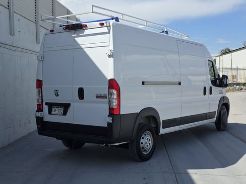 Used 2018 RAM ProMaster 2500 w/ Interior Convenience Group FWD image 5