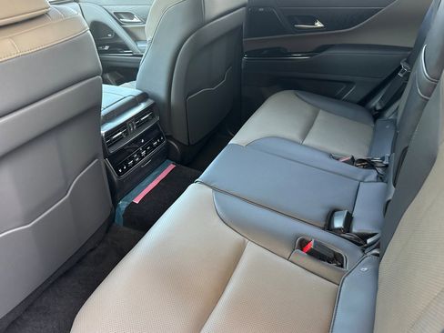 New 2026 Lexus LX 700h Overtrail image 21