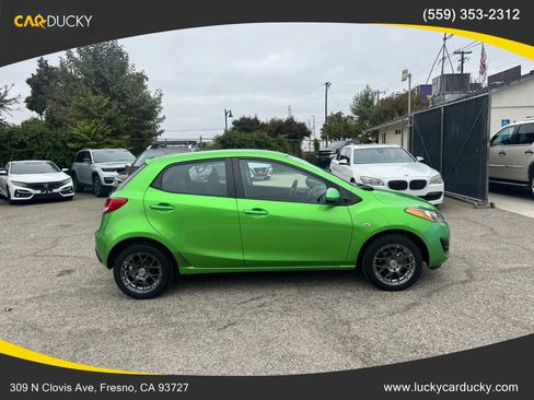 Used 2011 MAZDA MAZDA2 Sport image 4