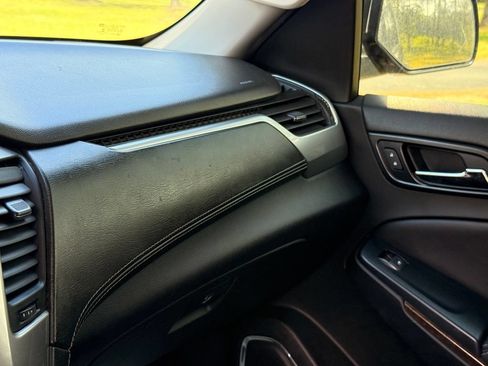 Used 2018 Chevrolet Tahoe LT AWD/4WD image 19