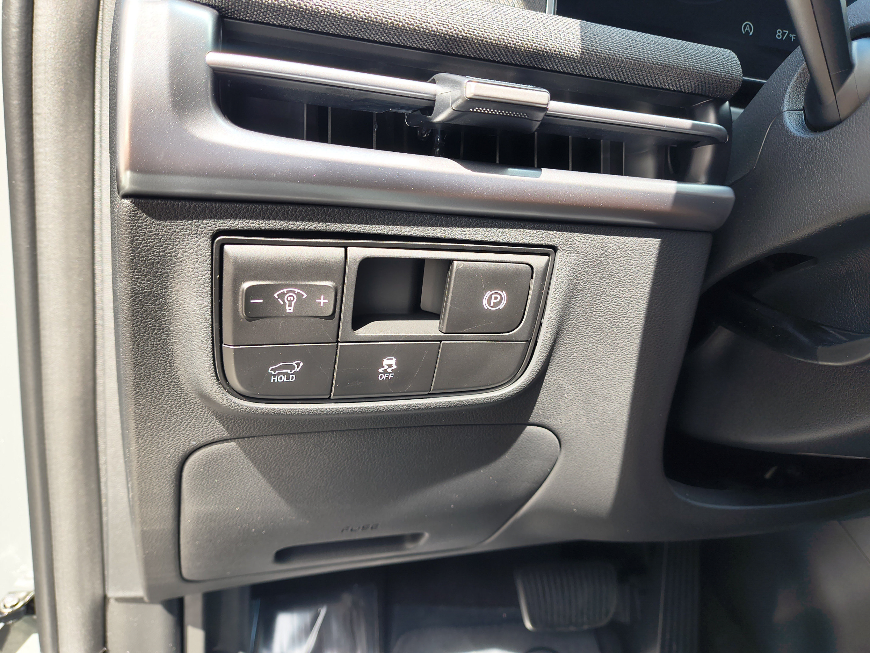 New 2026 Hyundai Tucson Limited FWD image 26