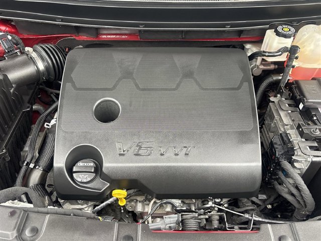 Certified 2023 Chevrolet Traverse LT w/ LPO, Floor Liner Package AWD/4WD image 28