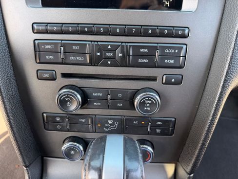 Used 2014 Ford Mustang Coupe RWD image 14