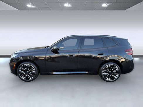 Used 2025 BMW X3 xDrive30i w/ Premium Package AWD/4WD image 2