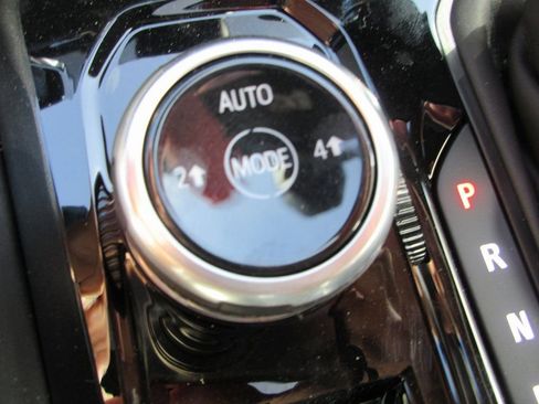 New 2026 GMC Canyon Elevation w/ Convenience Package image 27