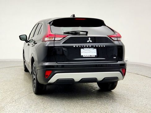 Used 2022 Mitsubishi Eclipse Cross SE image 6