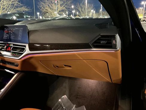 Used 2022 BMW M440i Coupe image 18