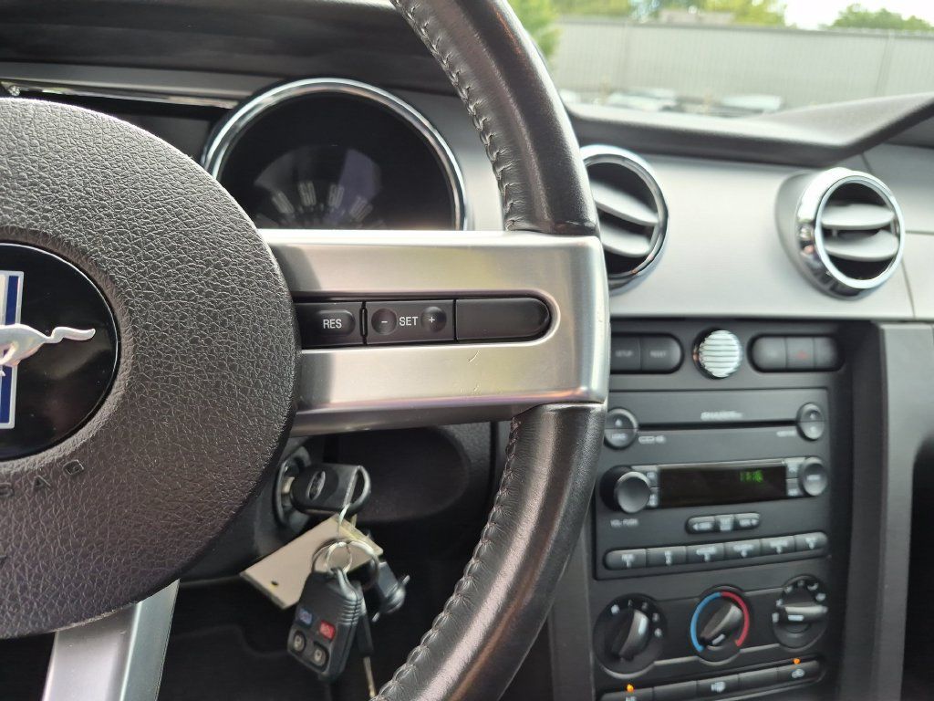 Used 2007 Ford Mustang GT Premium RWD image 22