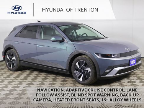 Used 2025 Hyundai Ioniq 5 SE AWD/4WD image 1
