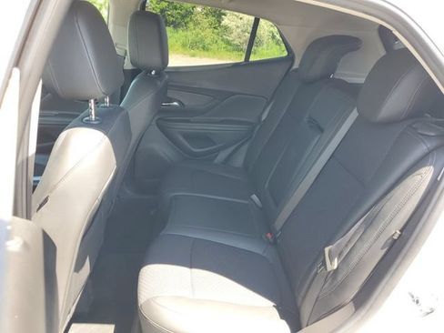 Used 2022 Buick Encore Preferred w/ Safety Package AWD/4WD image 27