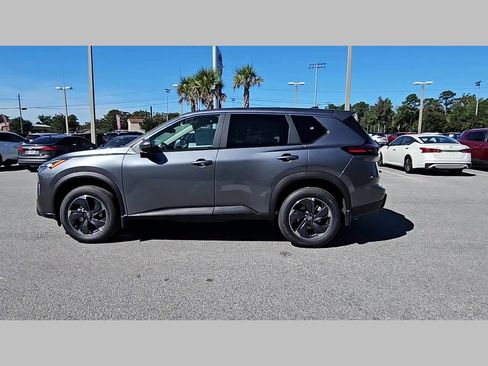 New 2026 Nissan Rogue SV image 25