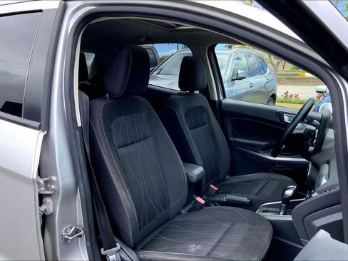 Used 2018 Ford EcoSport SE w/ SE Convenience Package FWD image 7